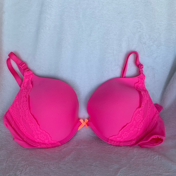 Victoria's Secret Other - New Victoria’s Secret bra NWT